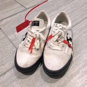 OFF-WHITE Size 38 Vulc Low Top